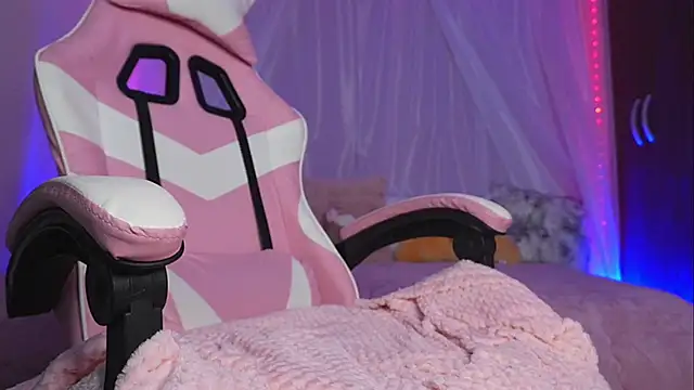 Lilou albrecht online show from 03/30/26, 12:06