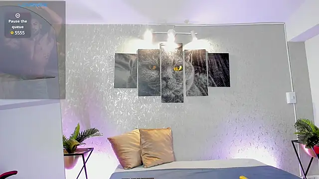 Regan   online show from 12/19/24, 07:29