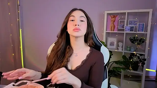 MelissaLovvv online show from 03/25/26, 04:18