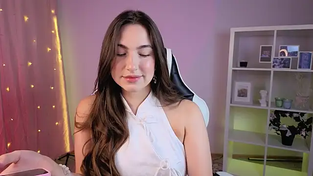 Snapshot of MelissaLovvv chatting on 06/21/26, 10:29 MelissaLovvv online show from 06/21/26, 10:29