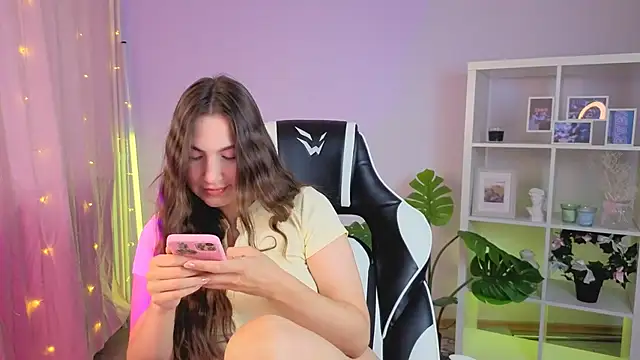 Snapshot of MelissaLovvv chatting on 07/10/26, 03:44 MelissaLovvv online show from 07/10/26, 03:44