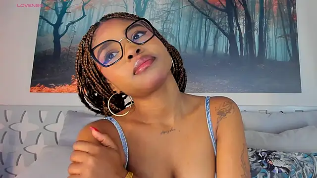 Snapshot of AriaFoster chatting on 12/14/25, 09:25 AriaFoster online show from 12/14/25, 09:25