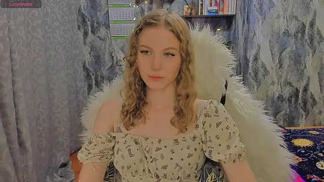 Snapshot of JuxxxsyBunx chatting on 09/29/25, 04:56 JuxxxsyBunx online show from 09/29/25, 04:56