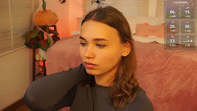 lexicoyy  online show from 10/24/25, 05:15