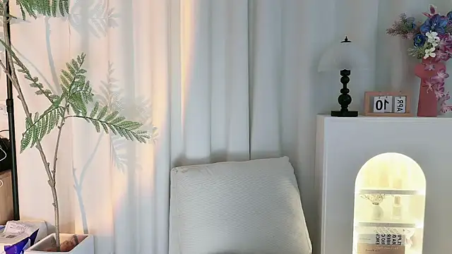 Fairy-HF online show from 04/10/26, 07:02