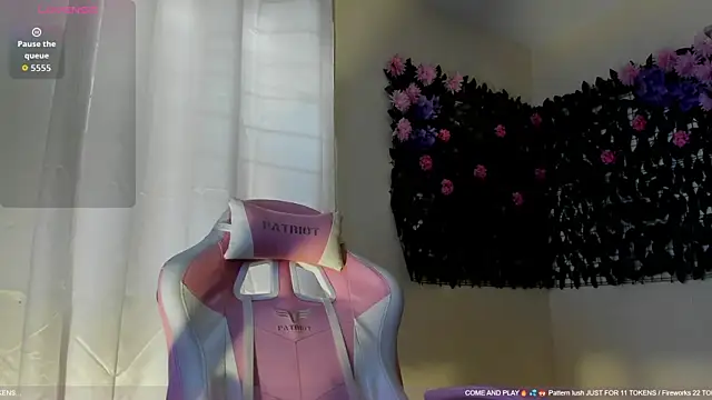 Snapshot of sweetieandjuicyy chatting on 06/18/26, 08:46 sweetieandjuicyy online show from 06/18/26, 08:46