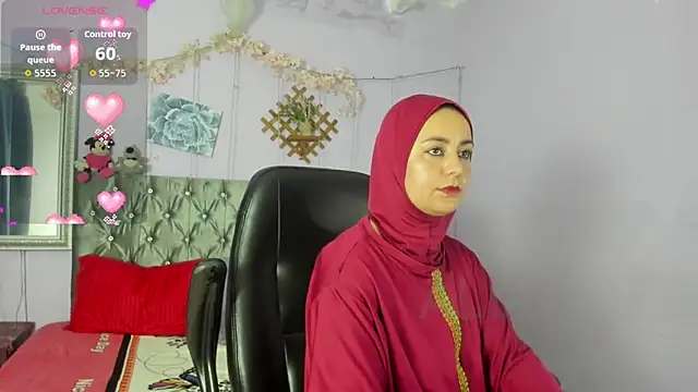 Snapshot of BadraSaadi chatting on 02/26/26, 07:35 BadraSaadi online show from 02/26/26, 07:35