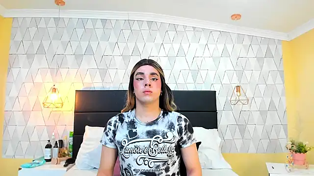 JustinePerry online show from 11/10/25, 02:54