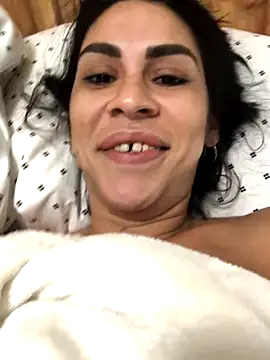 hotroommates online show from 11/23/25, 03:34