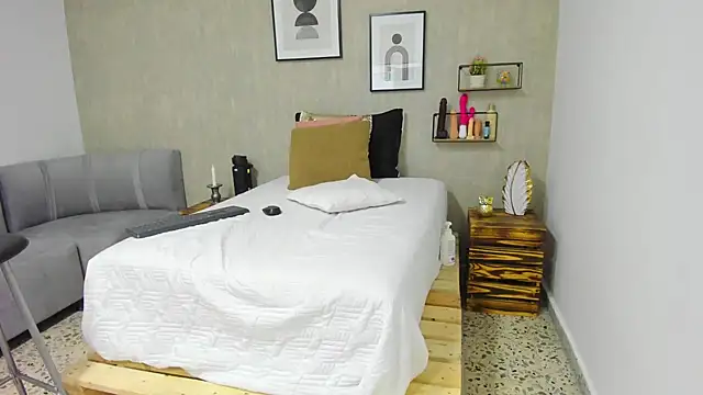 afrodita martinez online show from 02/08/25, 06:43