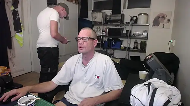 Maikel1981-NL online show from 07/12/26, 09:17