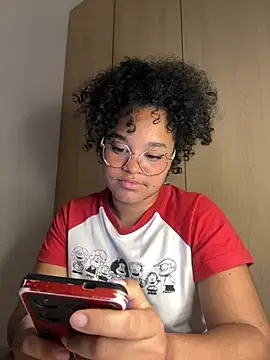 Lucy wilson5 online show from 01/28/25, 06:38