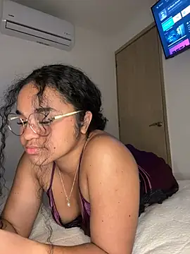 Lucy wilson5 online show from 02/01/25, 06:54