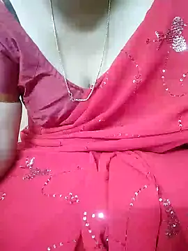 Snapshot of aliseanu chatting on 12/22/24, 04:06 aliseanu online show from 12/22/24, 04:06