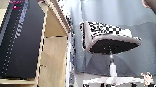 CN-Doudou online show from 10/14/25, 04:13