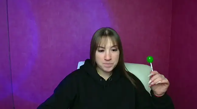 Evelina GG online show from 01/05/25, 10:21