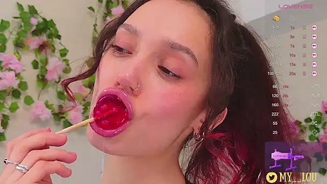 MyLou  online show from 03/05/25, 07:17