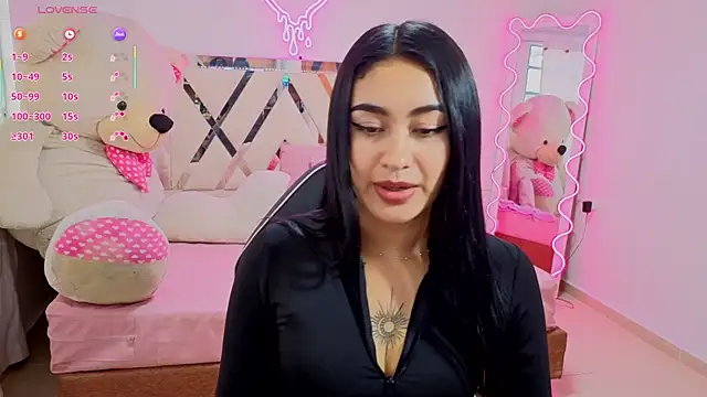Moonshine tay online show from 09/17/25, 07:37