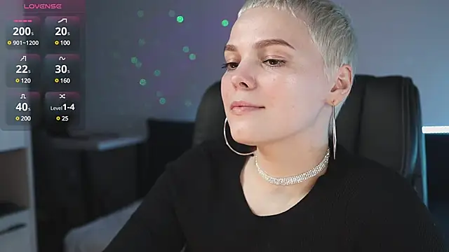 LikaBerry1 online show from 02/20/25, 08:25