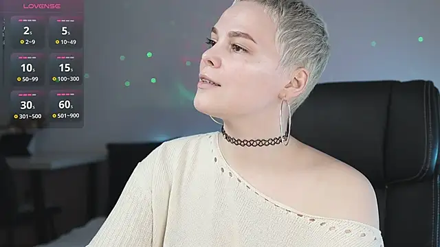 LikaBerry1 online show from 03/13/25, 08:32