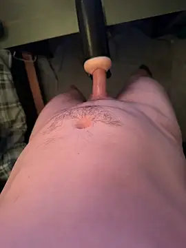 Snapshot of hornybdsmbwc chatting on 02/16/25, 07:16 hornybdsmbwc online show from 02/16/25, 07:16