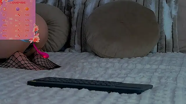 Snapshot of tayakayan chatting on 02/22/25, 03:12 tayakayan online show from 02/22/25, 03:12