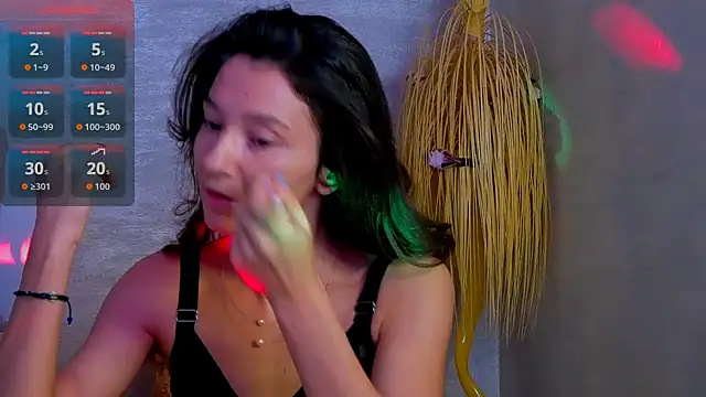 Snapshot of tayakayan chatting on 11/30/25, 09:35 tayakayan online show from 11/30/25, 09:35