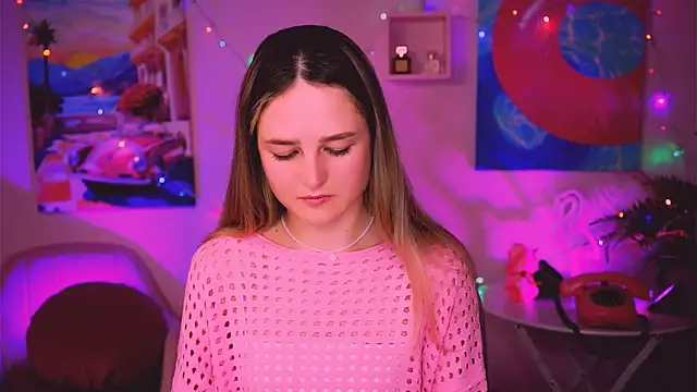 Snapshot of DeboraLarson chatting on 01/04/25, 08:06 DeboraLarson online show from 01/04/25, 08:06