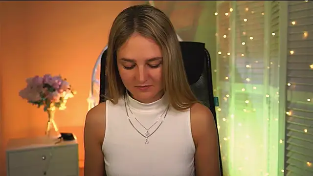 DeboraLarson online show from 04/06/26, 03:15