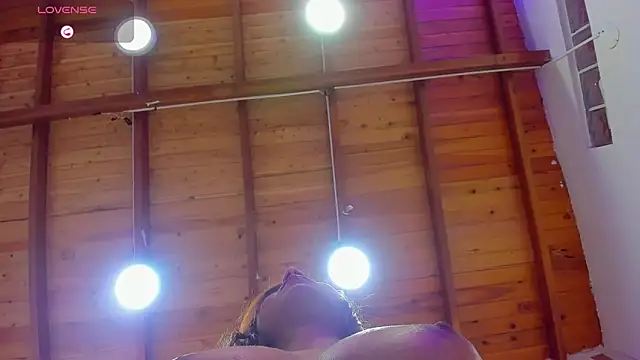 ashley  foxx  online show from 01/18/25, 05:15