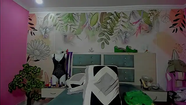 bigblackhotx1 online show from 02/04/26, 01:17