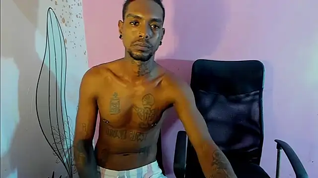 bigblackhotx1 online show from 03/23/26, 10:19