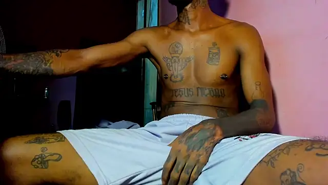 bigblackhotx1 online show from 04/23/26, 11:09