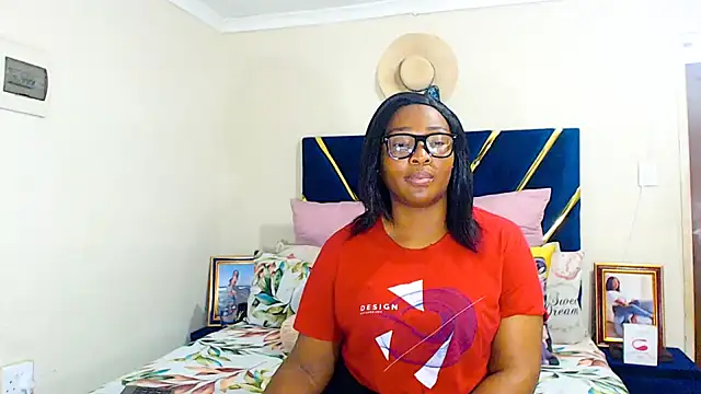 veronica1xxx online show from 10/03/25, 02:19