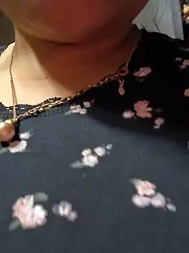 Kasandra02 online show from 05/28/26, 04:43