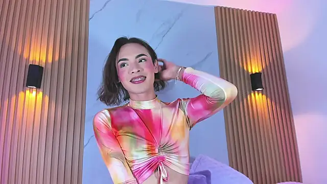 Snapshot of miss_Ari chatting on 12/05/24, 07:17 miss Ari online show from 12/05/24, 07:17