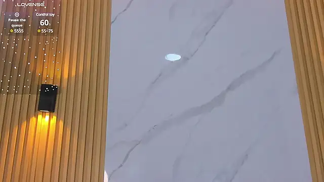 Snapshot of miss_Ari chatting on 03/04/25, 09:22 miss Ari online show from 03/04/25, 09:22