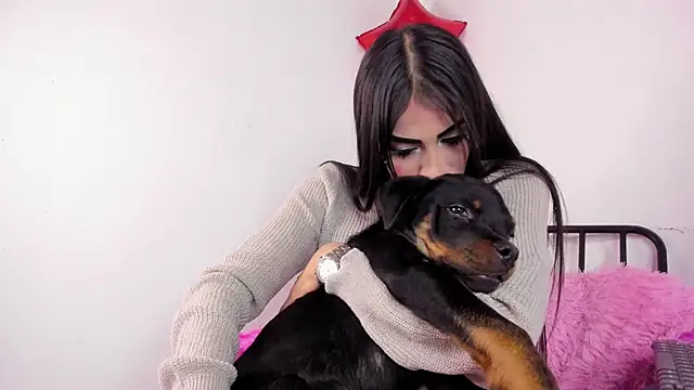 Snapshot of baby_alee chatting on 02/17/25, 07:26 baby alee online show from 02/17/25, 07:26