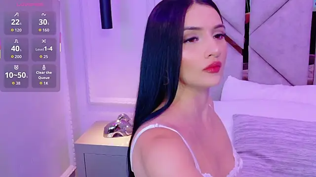 Snapshot of Harper-Avary chatting on 11/12/25, 01:22 Harper-Avary online show from 11/12/25, 01:22