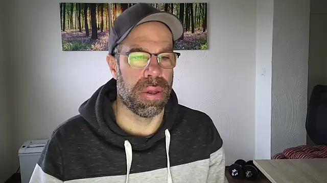 Snapshot of Harry_Boldt chatting on 11/07/25, 07:08 Harry Boldt online show from 11/07/25, 07:08