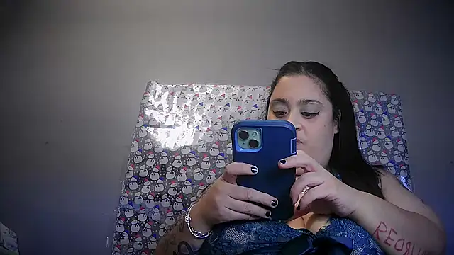 Snapshot of tillymarie34 chatting on 12/06/24, 04:49 tillymarie34 online show from 12/06/24, 04:49