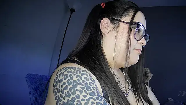 Snapshot of tillymarie34 chatting on 02/10/25, 07:49 tillymarie34 online show from 02/10/25, 07:49