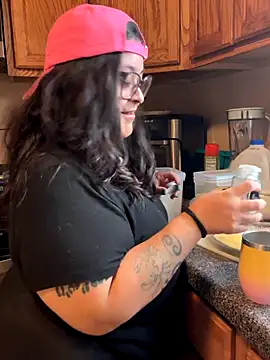 Snapshot of tillymarie34 chatting on 09/21/25, 09:38 tillymarie34 online show from 09/21/25, 09:38