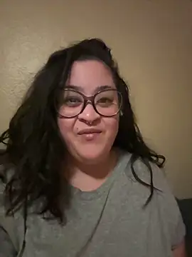 Snapshot of tillymarie34 chatting on 10/12/25, 03:38 tillymarie34 online show from 10/12/25, 03:38