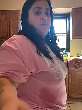 Snapshot of tillymarie34 chatting on 10/16/25, 03:46 tillymarie34 online show from 10/16/25, 03:46