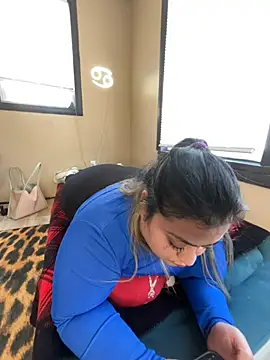 tillymarie34 online show from 02/18/26, 06:48