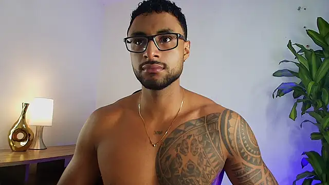 LiamGarcia1 online show from 01/09/26, 01:08