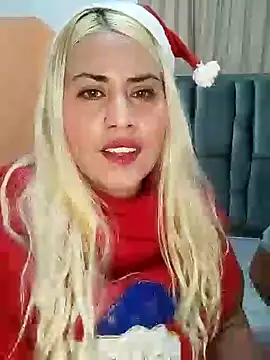 Snapshot of Mia_queenOfBlowjob chatting on 12/12/24, 09:58 Mia queenOfBlowjob online show from 12/12/24, 09:58