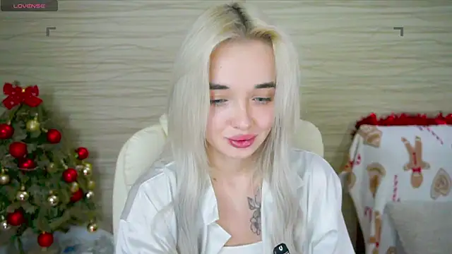 Ashley S online show from 01/25/25, 02:04