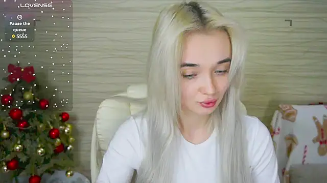 Ashley S online show from 02/03/25, 03:20